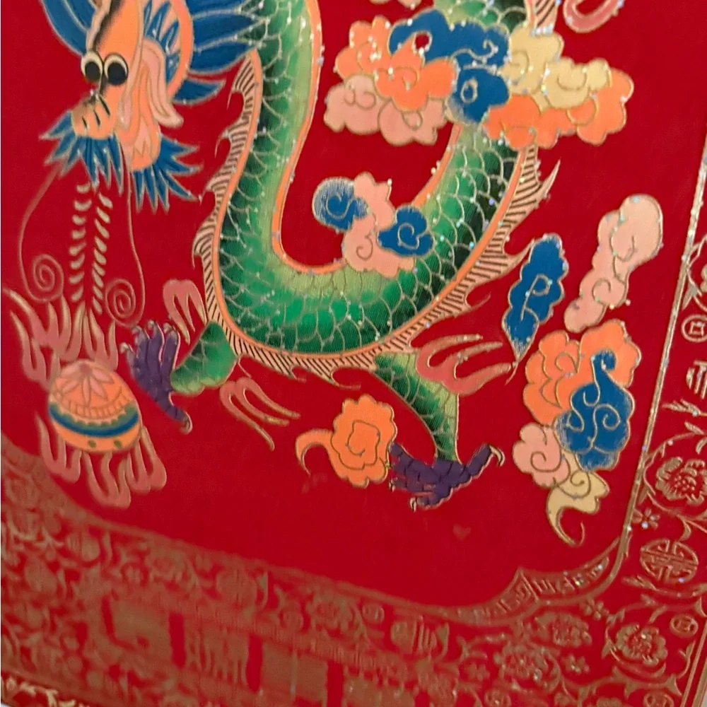 Asian scroll of a dragon